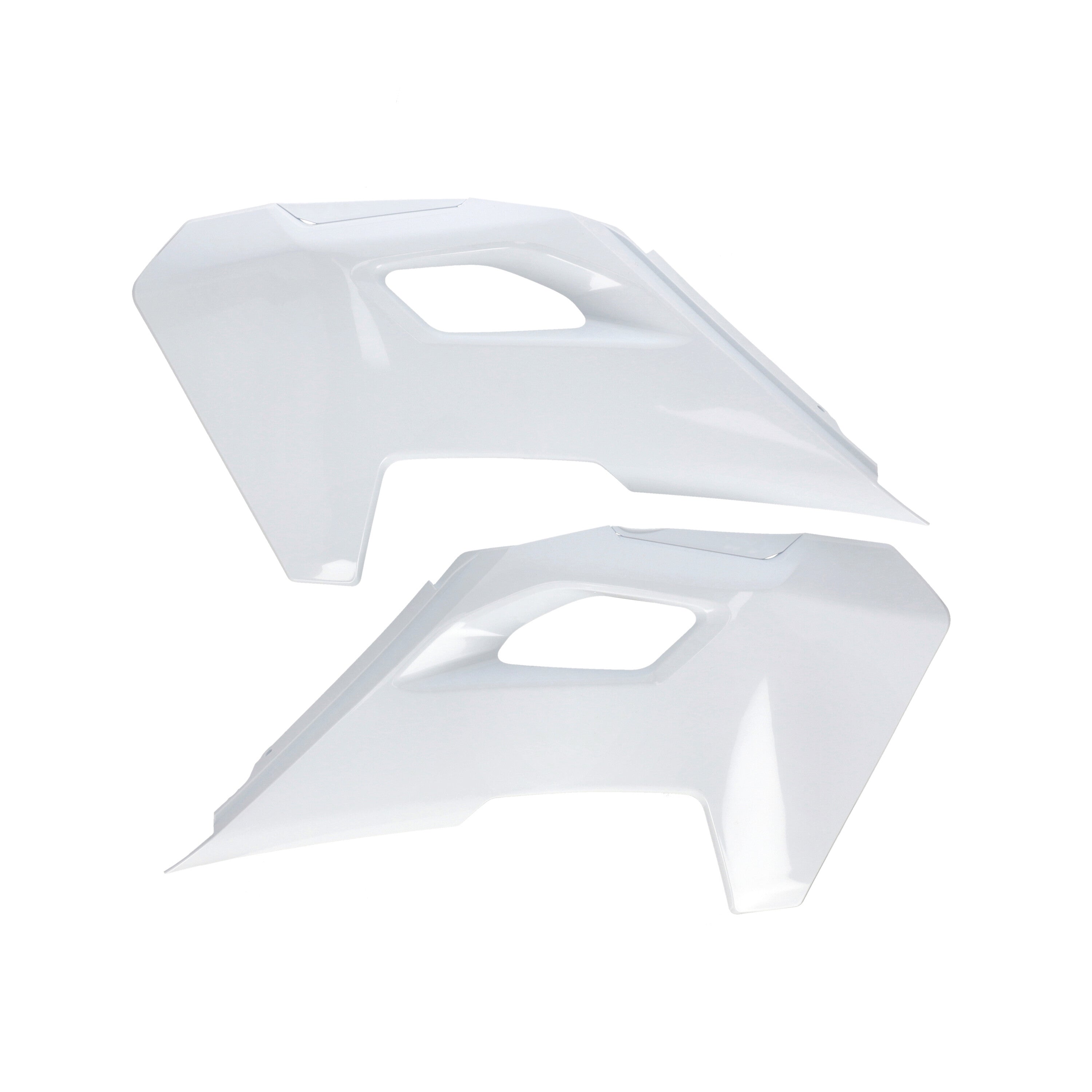 RADIATOR SHROUD HUS WHITE