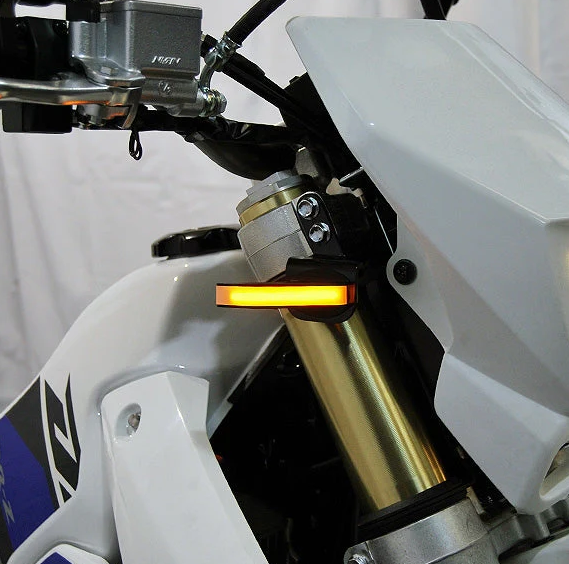 FRONT LED TURN SIGNALS SUZ