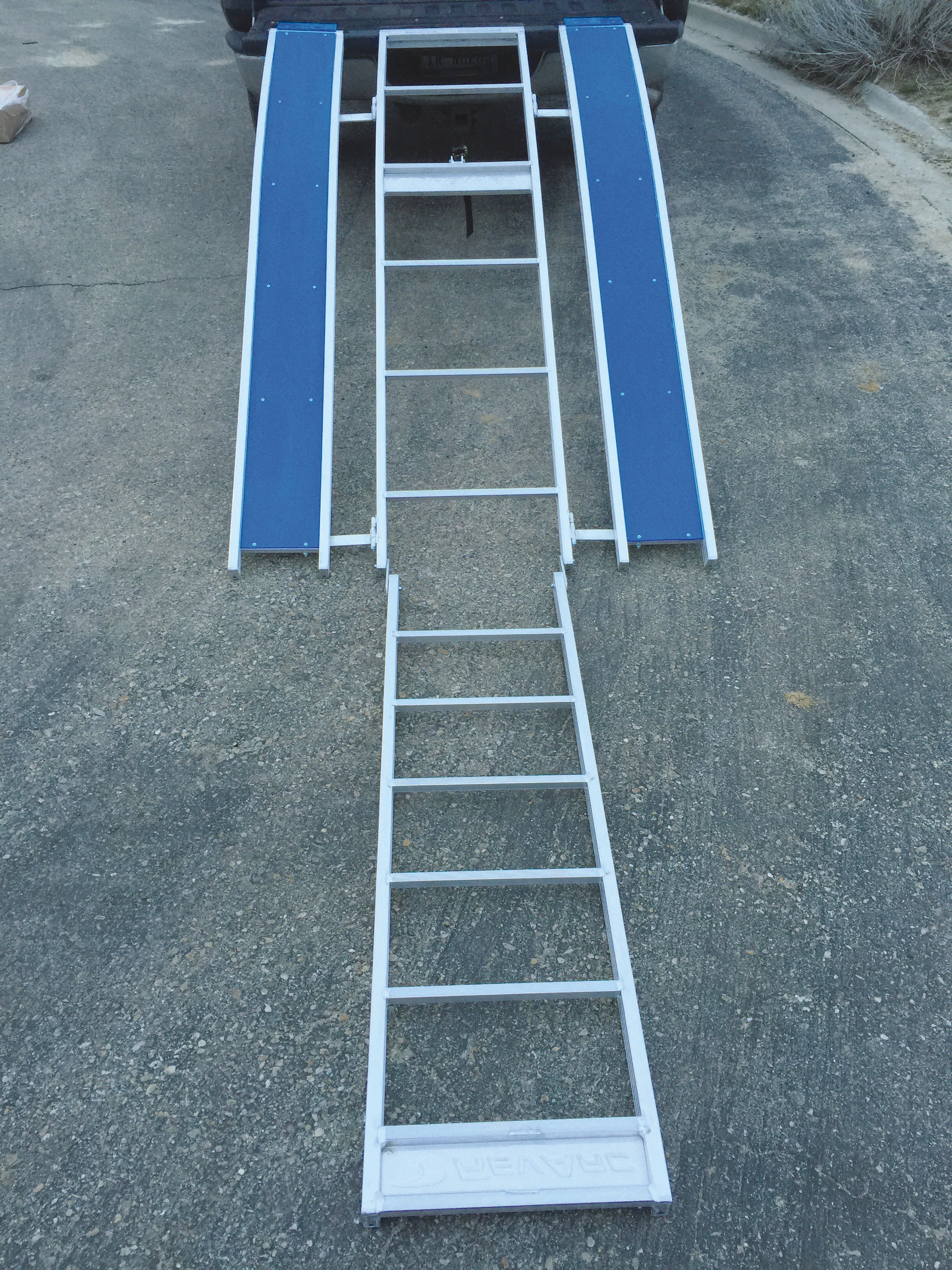 SLED LOADING RAMP 1500LB 90"X49.5"