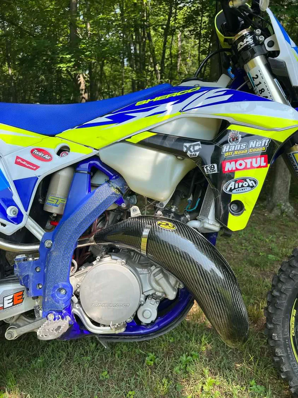 PIPE GUARD CARBON FIBER SHERCO