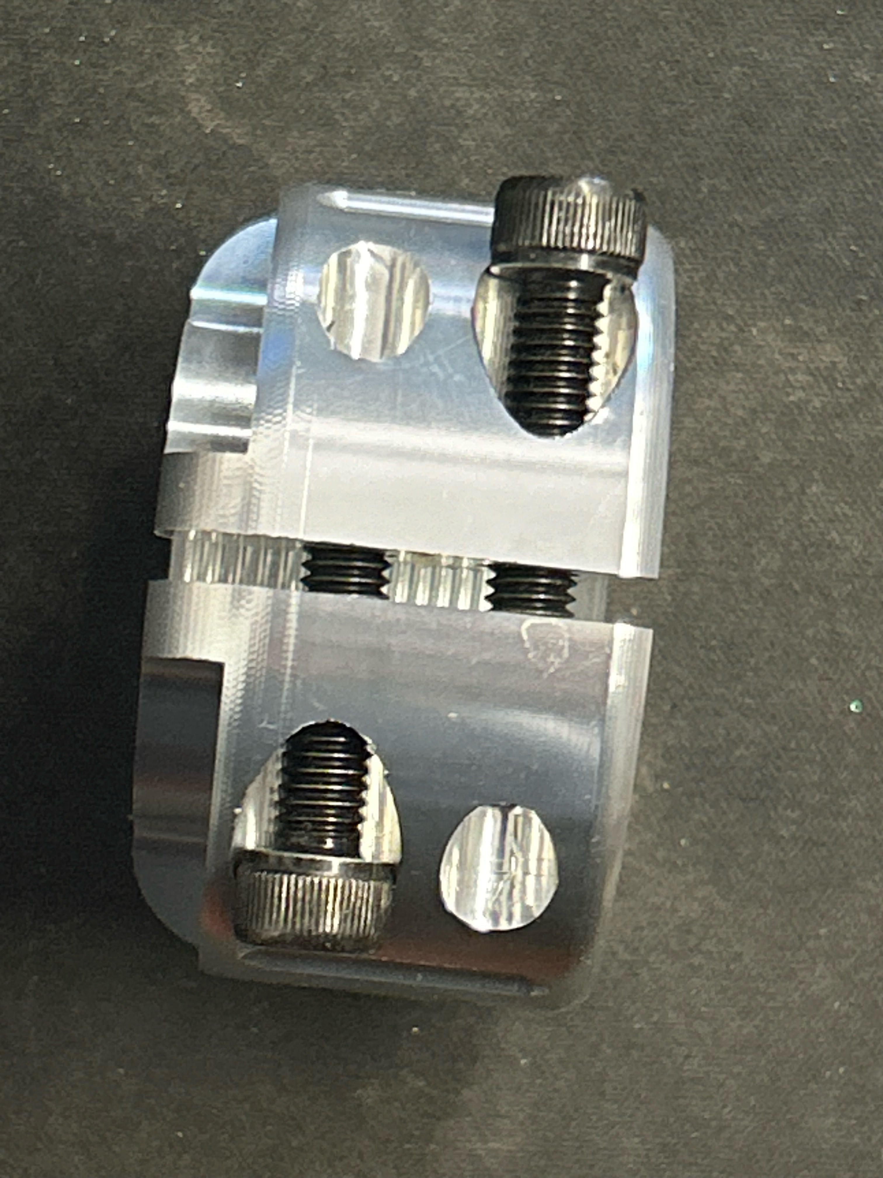 (04) Locking Axle Nut - APEX