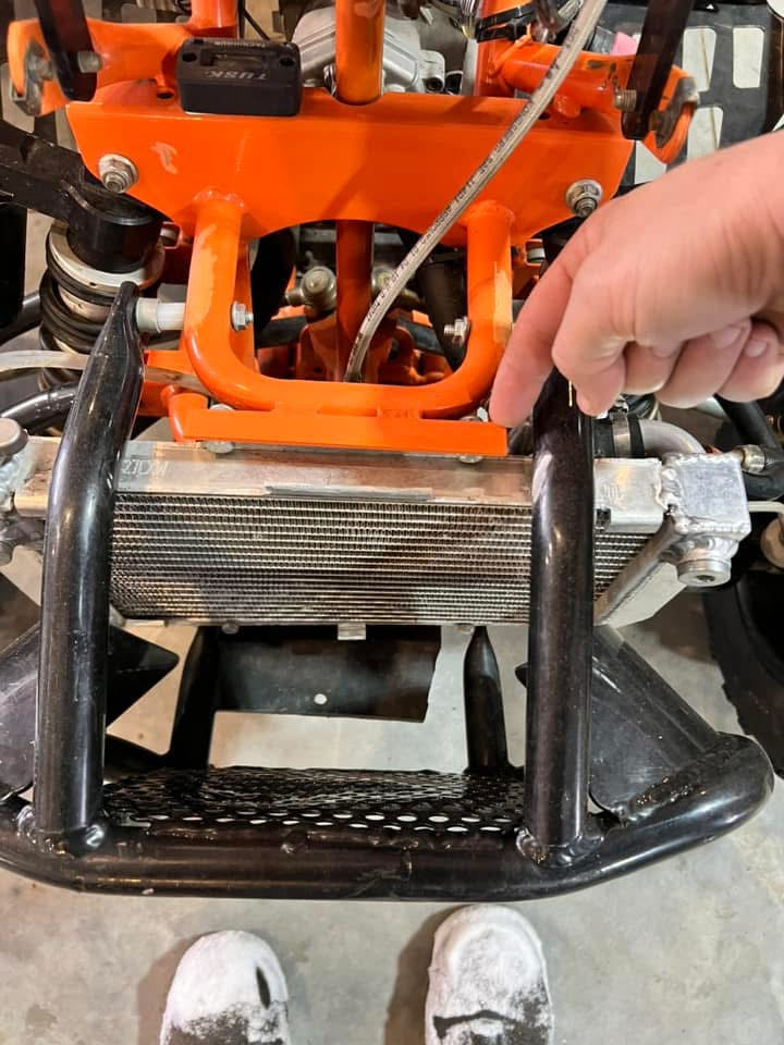 Oversized Radiator - DRR/Apex