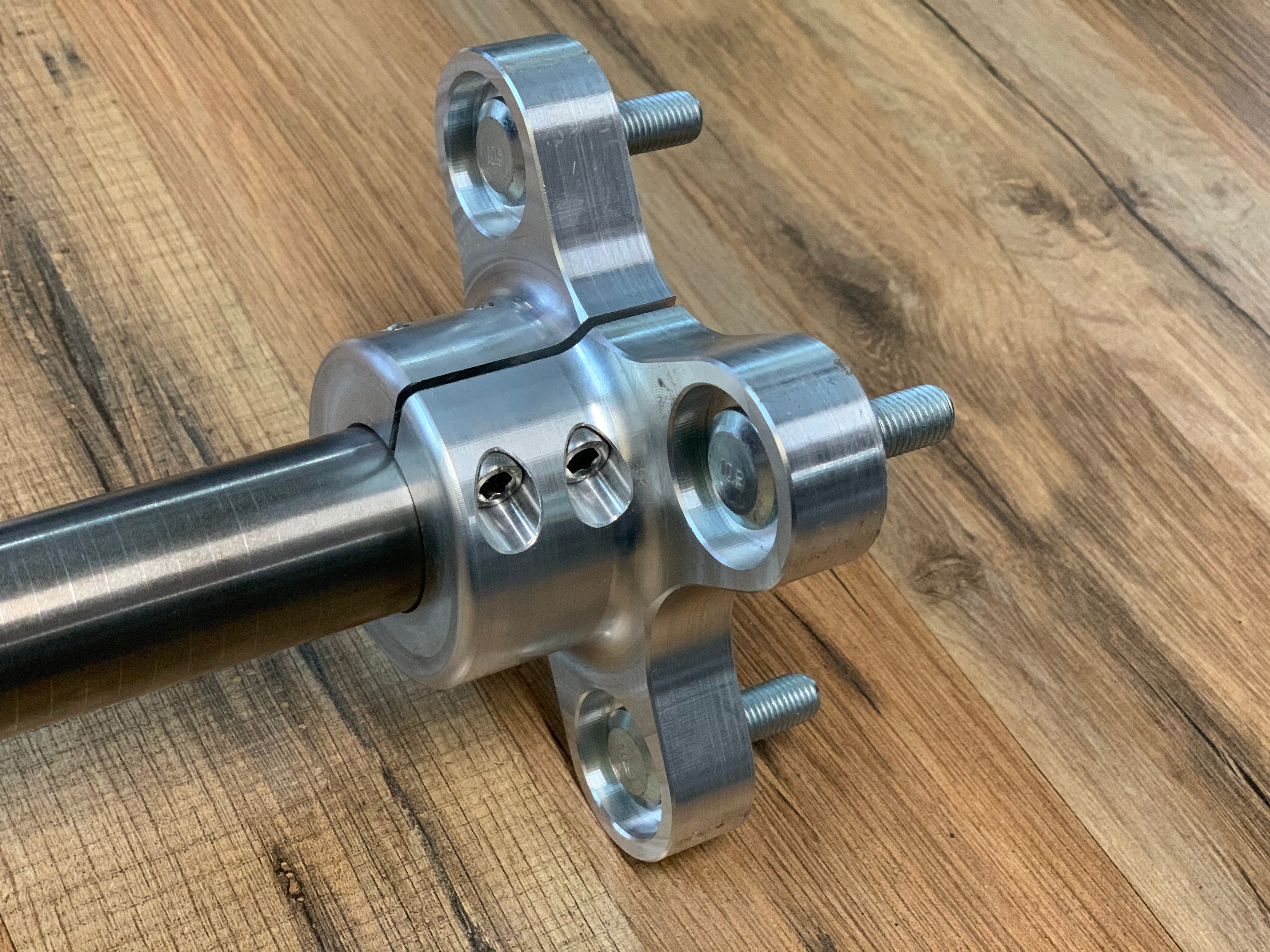 Titanium Axle - Set of (4) Hubs