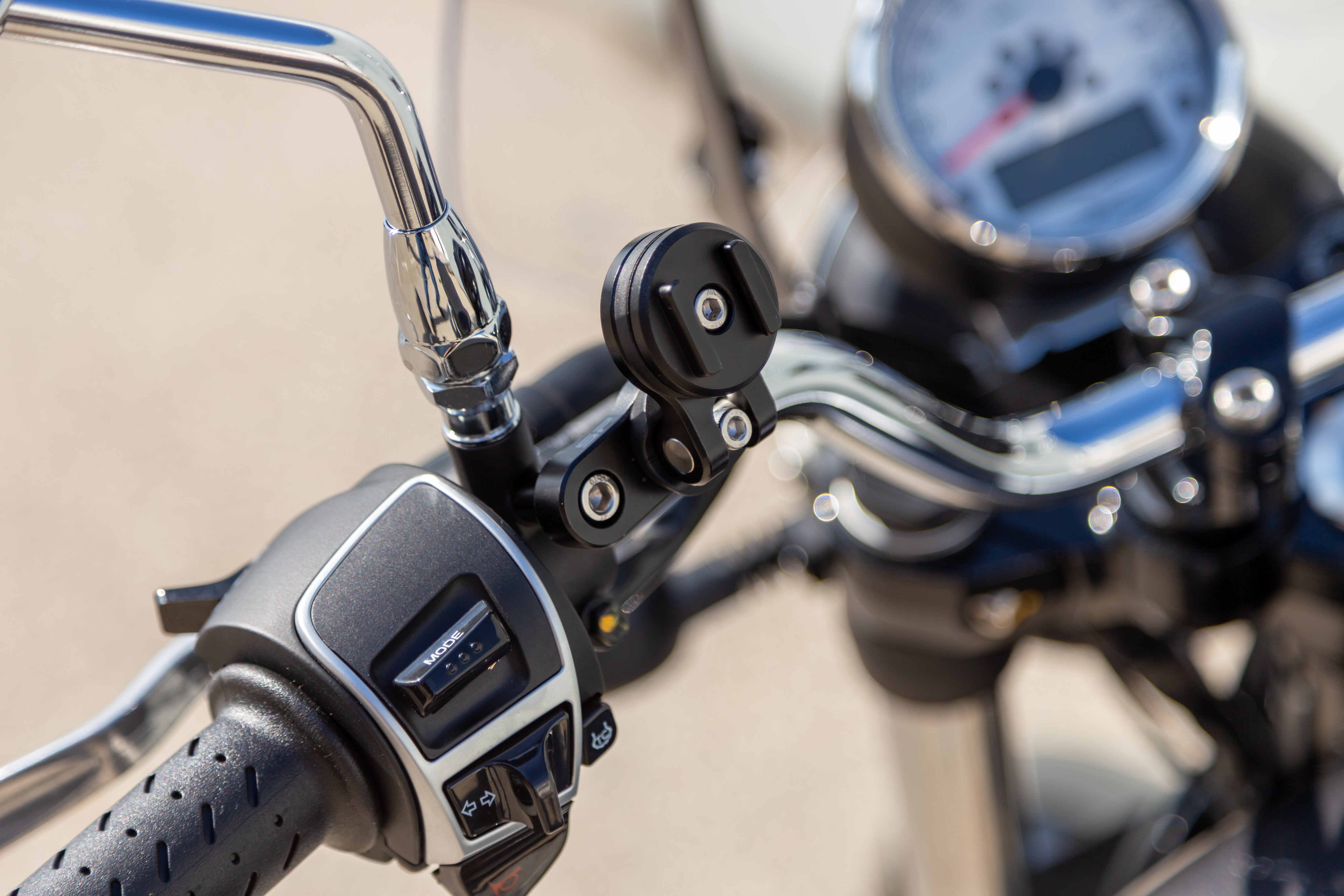 Clutch Mount