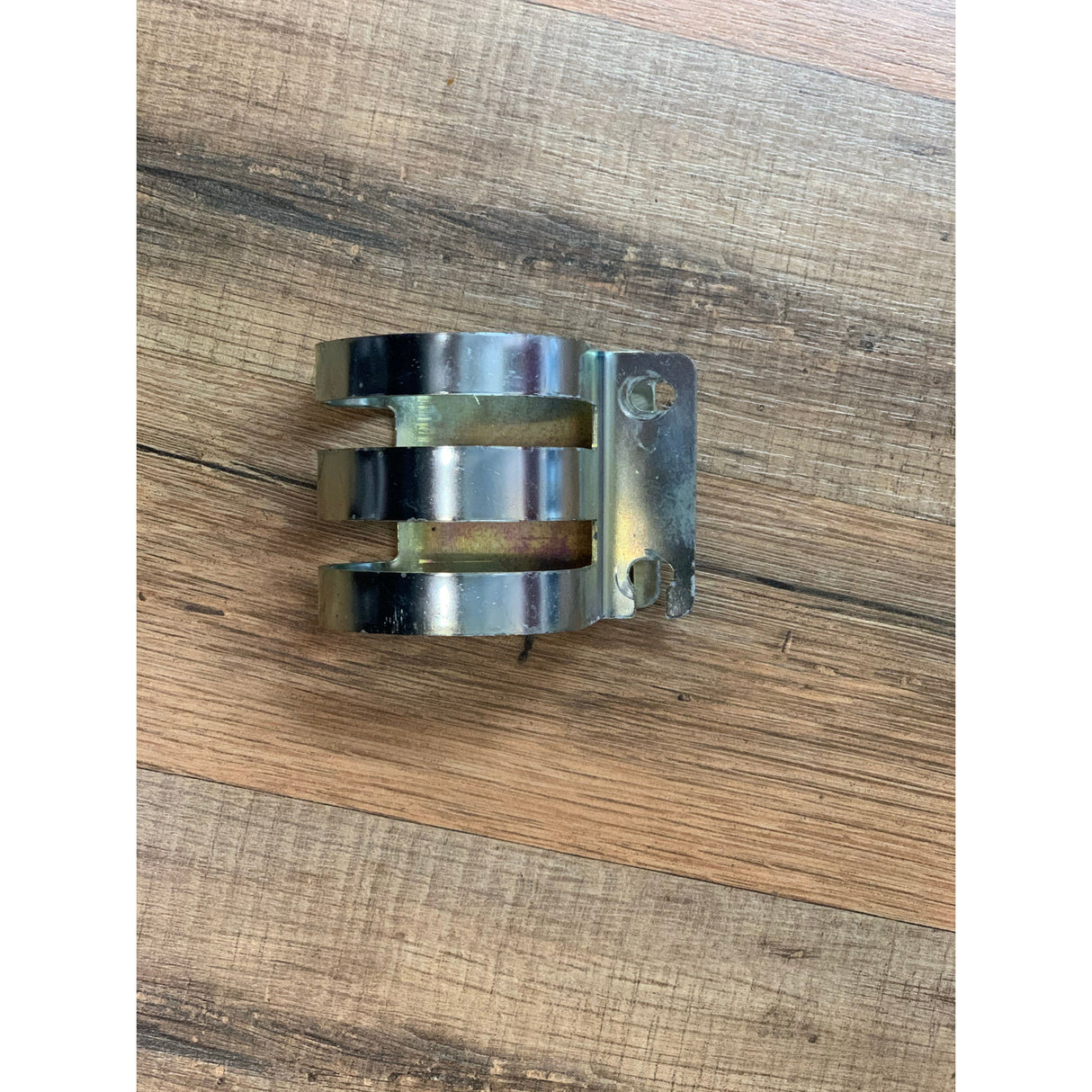 (11)  Bracket, N2 Shock